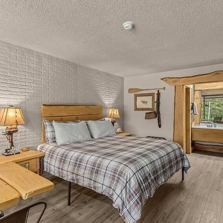 Stonegate Lodge King Bed, Wifi, 50In Tv, Fire Pit, Salt Water Pool Room # 310 Eureka Springs Exteriör bild